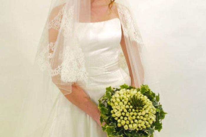 Wedding Flowers Cheshire: Fusion Flowers Magazine