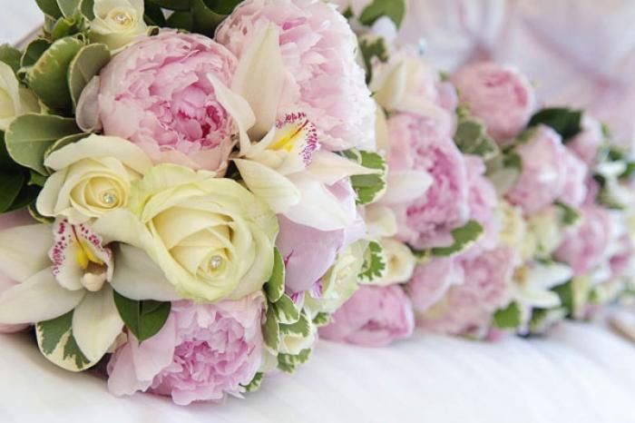 Wedding Flowers Cheshire: Jaine Briscoe-Price Wedding Photography